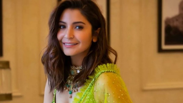 అనుష్క శర్మ అలా పాపులర్
