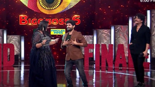 క్లోజ్ ఫ్రెండ్స్ డ్యాన్స్..
