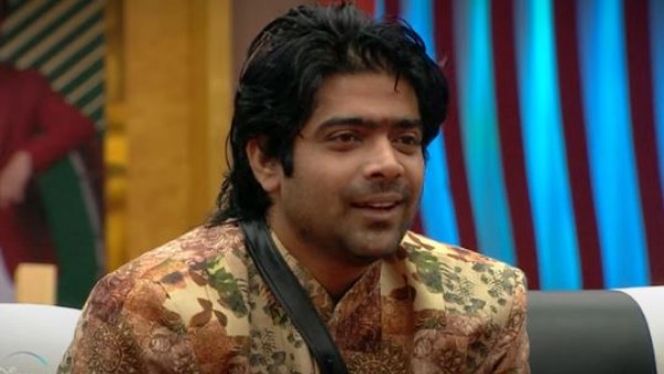వెనుకాల మాట్లాడతాడని తెలుసు..