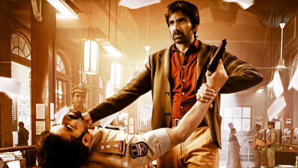 రవితేజ రెగ్యులర్ పాత్రలో..