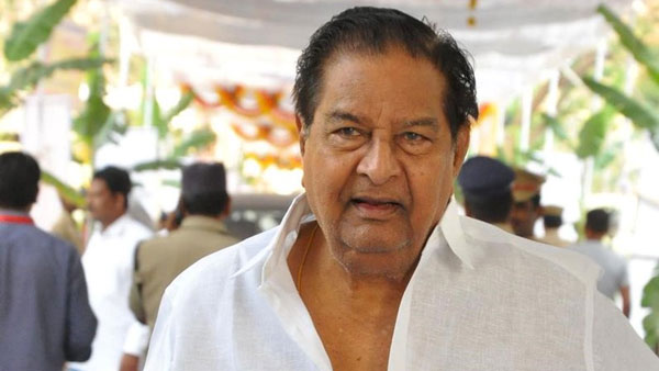 ఇంట్లోనే కన్నుమూసిన స్టార్
