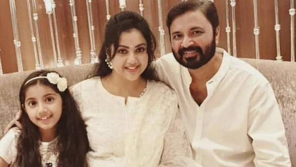 రెండవ పెళ్లి అంటూ..
