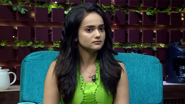 శ్రీసత్య అలా...
