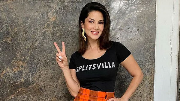 బాలీవుడ్ నుంచి ఆఫర్లు రావడంతో..