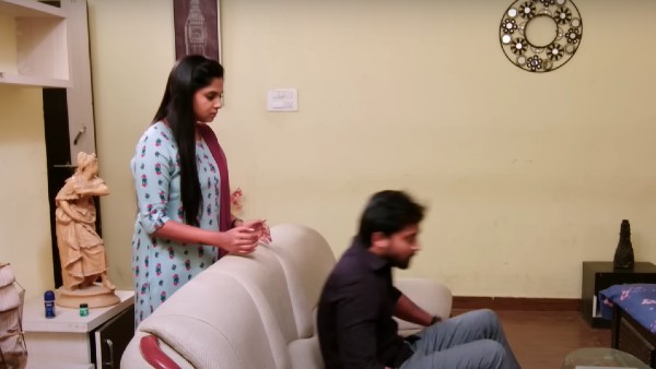 పదవి నుంచి తొలగించండి..