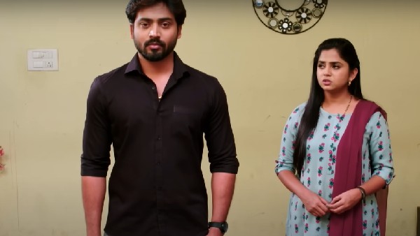 కొత్త కాపురానికి వస్తువులు కొనడానికేమో..