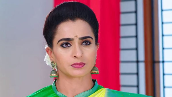 కార్తీక్ రాసిన ప్రిస్కిప్షన్ గురించి