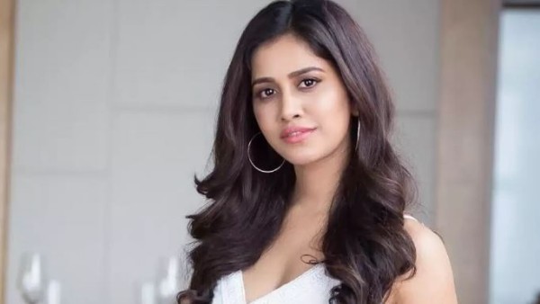 అందుకే అందాల ఆరబోత..