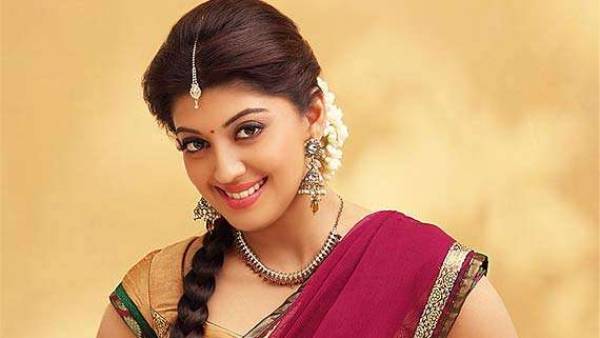 అలా ఎంట్రీ.. ఫుల్ ఫేమస్